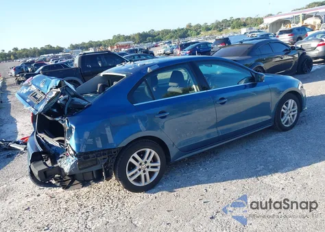 2017 Volkswagen Jetta 1.4T S z USA, uszkodzony, nr VIN 3VW2B7AJ5HM304336